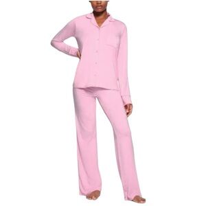NWT Skims (sold out) bubblegum sleep set